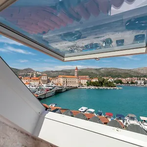 Gasthof Providenca, Trogir