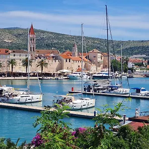 Maison d'hôtes Azur Luxury, Trogir